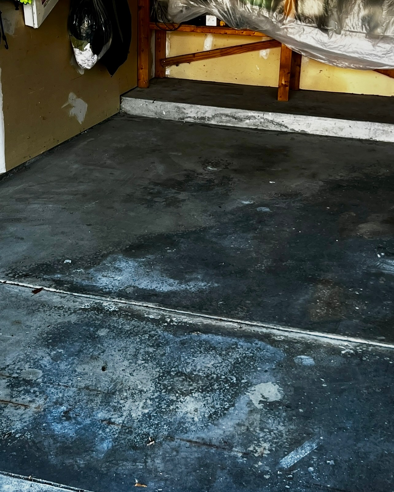 Before Basement Floor Makeover